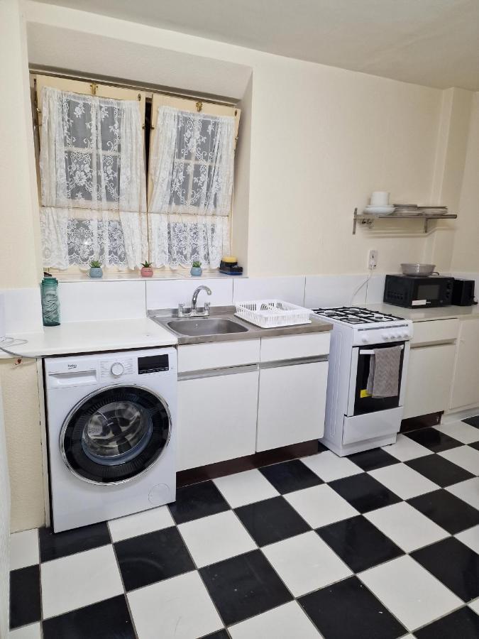 Waterloo - Zone 1 - Spacious One Bedroom Flat Apartament *